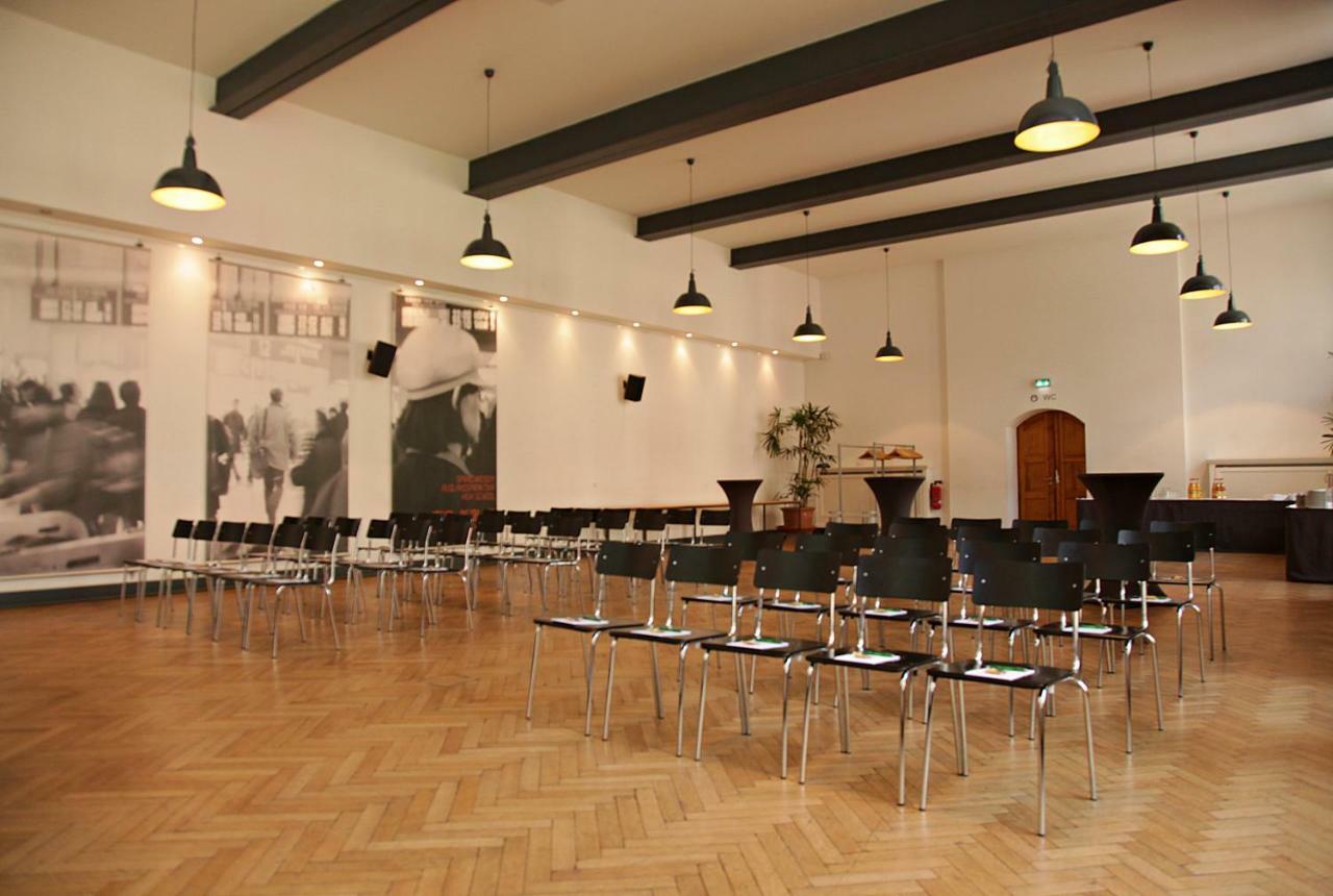 Schule 3* Berlin