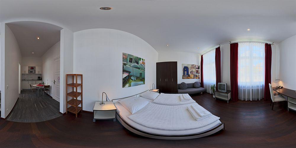 Schule Hotel